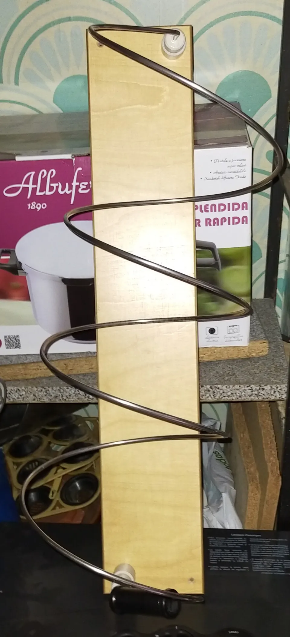 Aparato de fisioterapia para trabajar la coordinación y la motricidad.