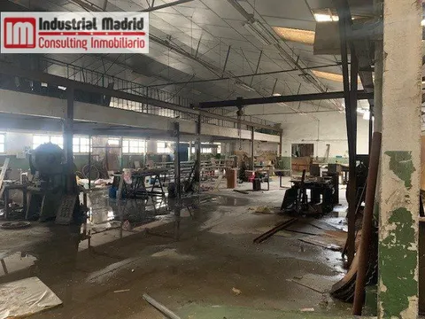 NAVE EN COSLADA POL. EL BARRAL