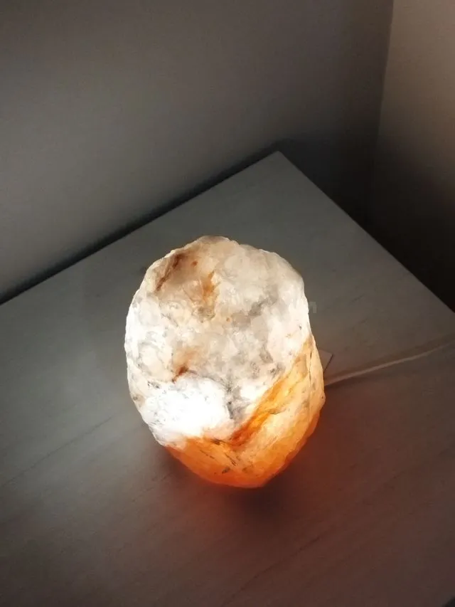 LAMPARA DE SAL SOBREMESA - foto 2