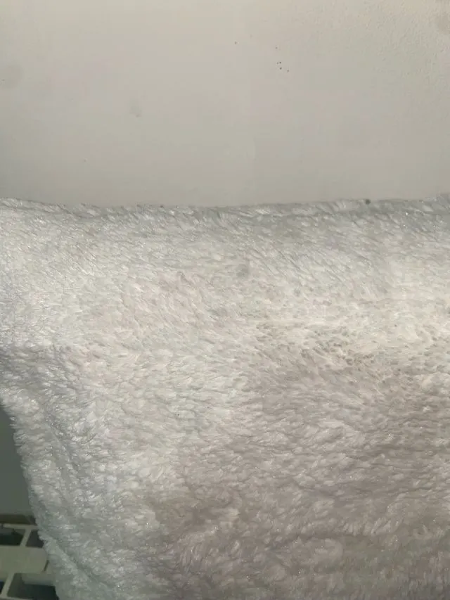 Cojín impecable de Ikea, funda lisa 50x60 cm – Malgrat de Ma - foto 2
