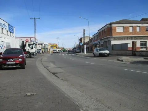 Se vende nave en polígono El Cerro