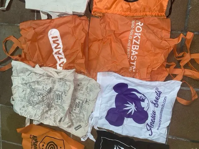 Bolsas de tela y licra nuevas – mochilas y bolsas de compra  - foto 3