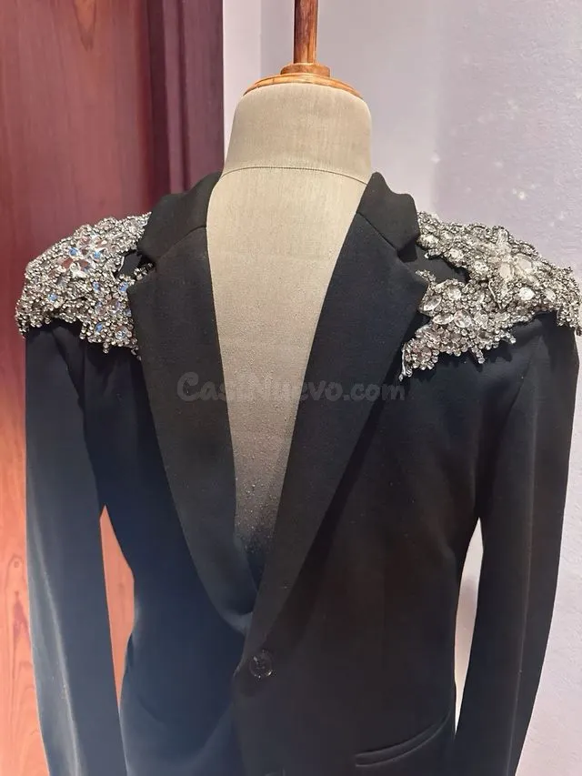 Blazer personalizada con cristales - foto 4