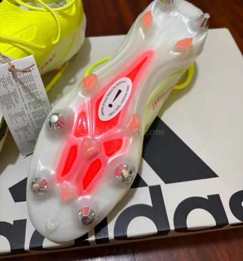 Botas de fútbol Adidas Xpeed