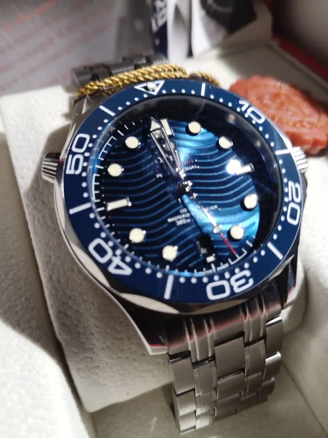 Reloj Omega Seamaster 300m azul nueva edición 2026 - foto 2