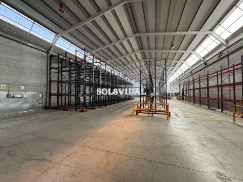 Impresionante nave industrial en el Polígono Industrial de Orihuela