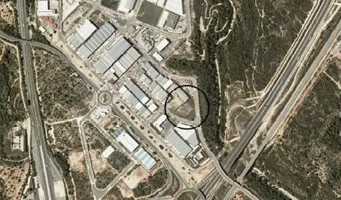 FANTÑSTICA PARCELA DE 1.179 M2 EN LES TAPIES HOSPITALET DE LÂ´INFANT