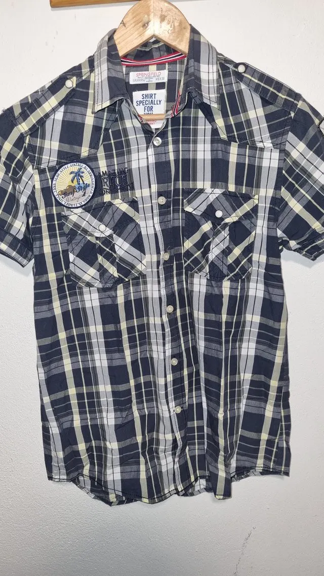 Camisa de manga corta a cuadros estilo casual – Gijón - foto 2