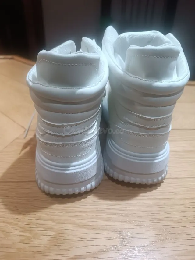 Zapatillas Urbanas Blancas de Caña Alta - foto 4