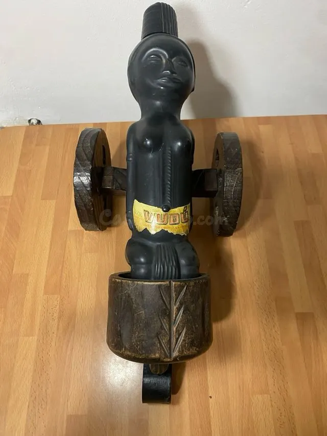 Objeto decorativo estilo Vudú – pieza artesanal en Malgrat d - foto 2