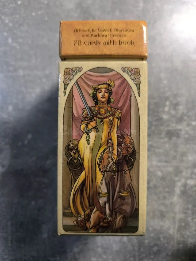 Caja Tarot Mucha+Librillo que venía en ella - foto 5