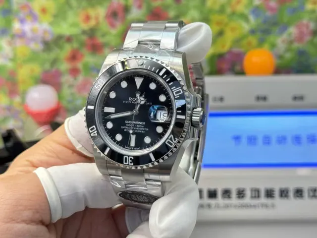 Reloj Rolex Submariner nuevo en caja - foto 3