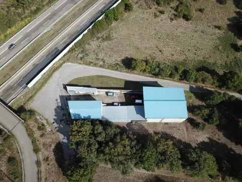 Amplia Nave en Venta cerca  A52 Xinzo- ¡Tu Oportunidad Industrial te está esperando!