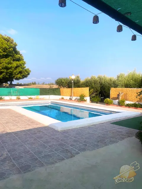 Casa finca en Guardamar