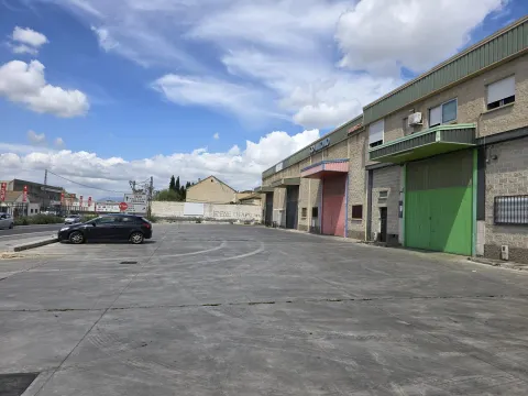 VENTA DE NAVE EN ATARFE (GRANADA)