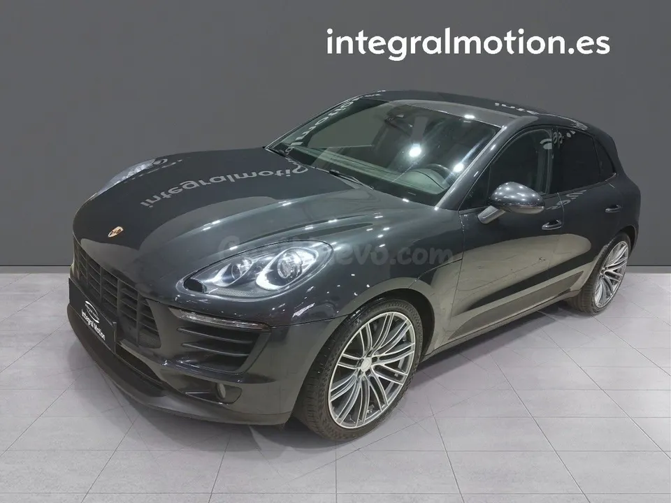 Porsche Macan -