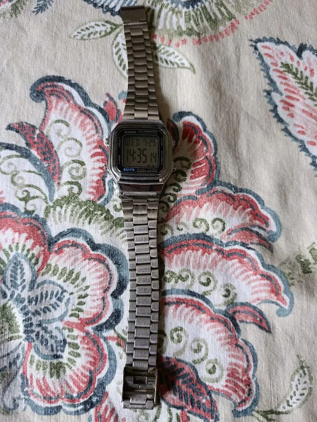 Reloj Digital Casio Illuminator Acero Inoxidable