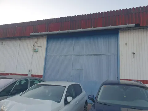 NAVE EN VENTA JUNTO AL CERRO DEL AGUILA
