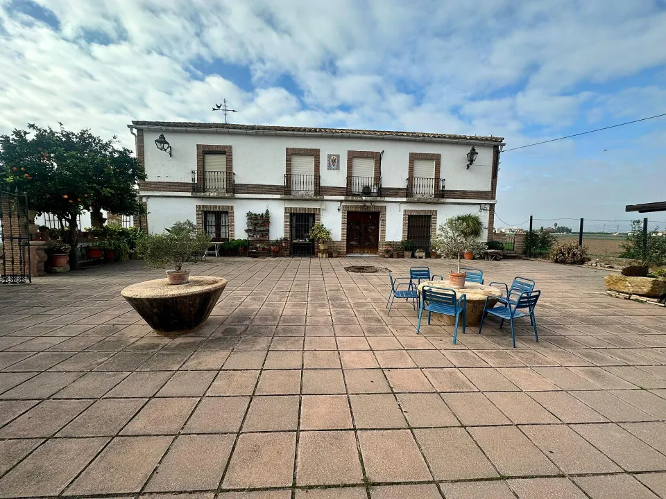 FINCA RÚSTICA  ENTRE ENCINAREJO Y VILLARRUBIA