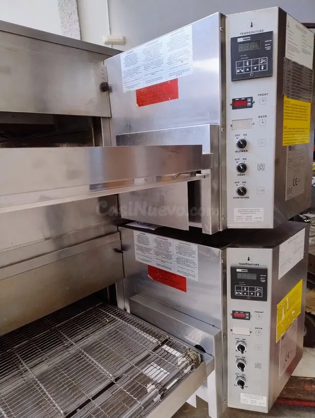 Horno profesional de cinta gas para pizzerías en Torrellano - foto 3