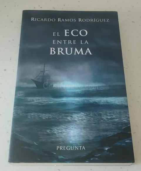 EL ECO ENTRE LA BRUMA, COMO NUEVA