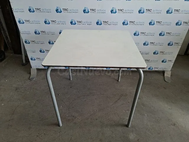 Mesa madera patas metálicas