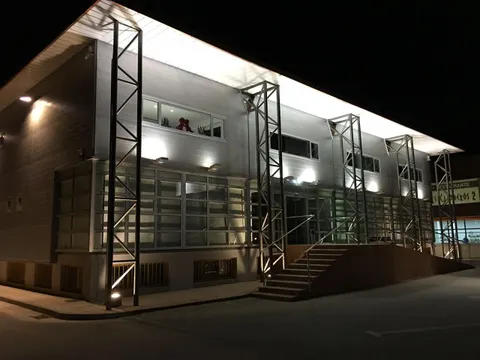 Nave Industrial Estratégica en Villena: Imagen, Capacidad y Crecimiento