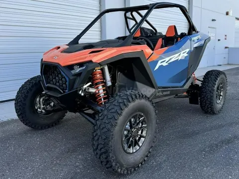 Subasta/venta de vehículos nuevos Can-Am, Polaris, scooters, UTV, ATV y quads.