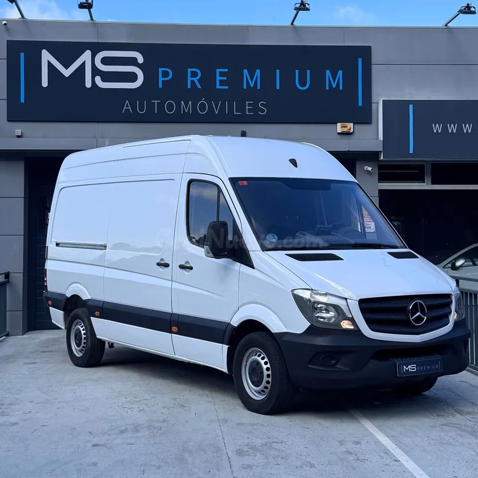 Mercedes Sprinter 143 CV | L2H2 | 2017 | 105.000 KM | CÁMARA TRASERA