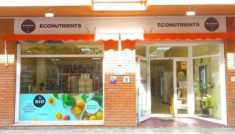 Negocio listo para operar en el centro de Tortosa