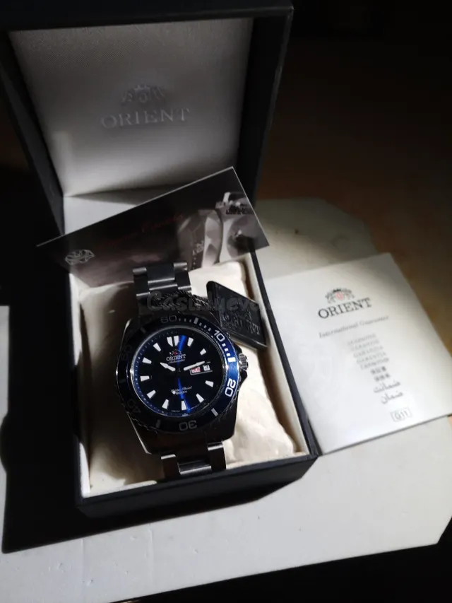 Orient Mako XL edición azul metalizado calibre automatic 21j