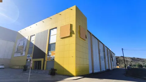 OPORTUNIDAD!! NAVE EN VENTA ZONA LLANO DEL BEAL. USO COMERCIAL E INDUSTRIAL!!!