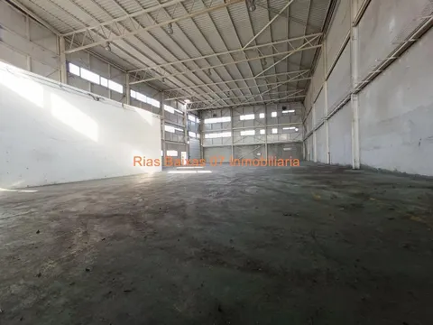 REF 7038 NAVE INDUSTRIAL 830m2 DIÁFANA EN A GRANXA ( O PORRIÑO )