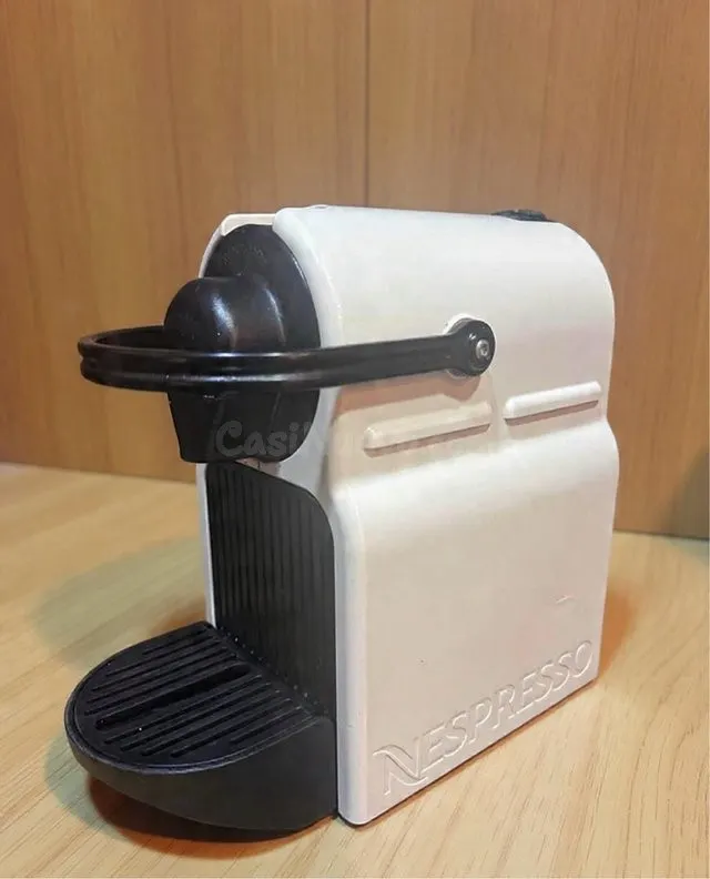 Nespresso Krups Blanca perfecto estado. - foto 5