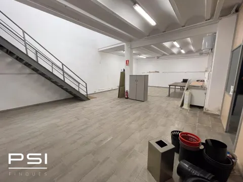 OFICINA Y ALMACÉN EN ALQUILER - POBLENOU 22@