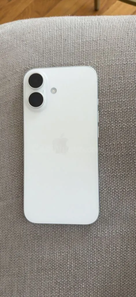 iPhone 16