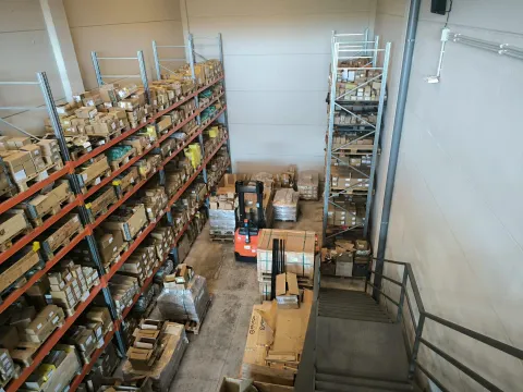 Nave Industrial  Ideal para tu Negocio en Cubelles
