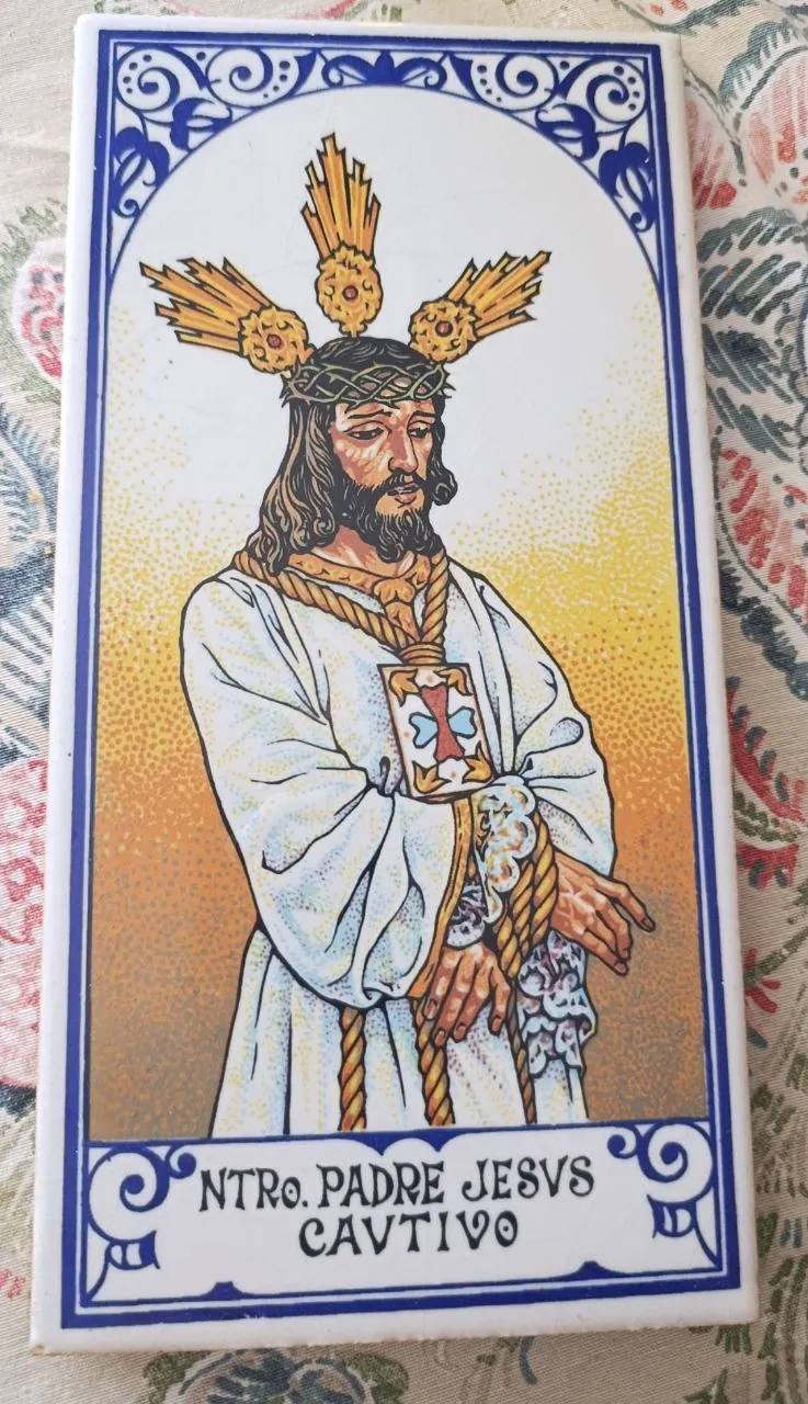 Precioso azulejo decorativo con la imagen de Nuestro Padre Jesús Cautivo.
