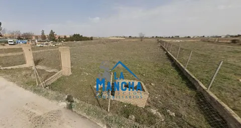 INMOBILIARIA LA MANCHA VENDE TERRENO RUSTICO ZONA HOSPITAL/FACULTAD DE MEDICINA