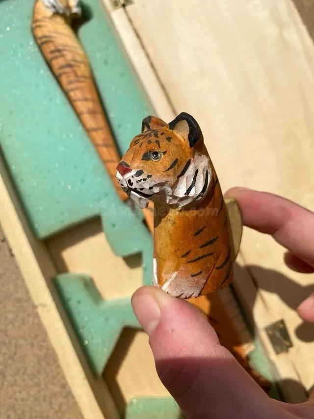 Estuche de madera tallada con tigres – Malgrat de Mar - foto 4