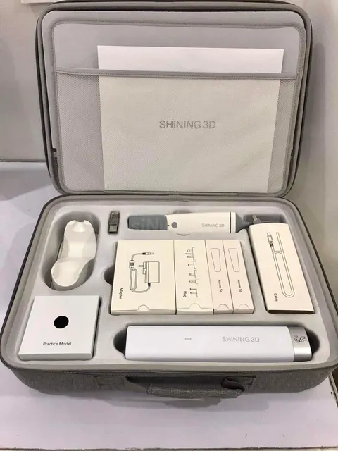 Shining 3D Escáner 3D portátil 2023 blanco