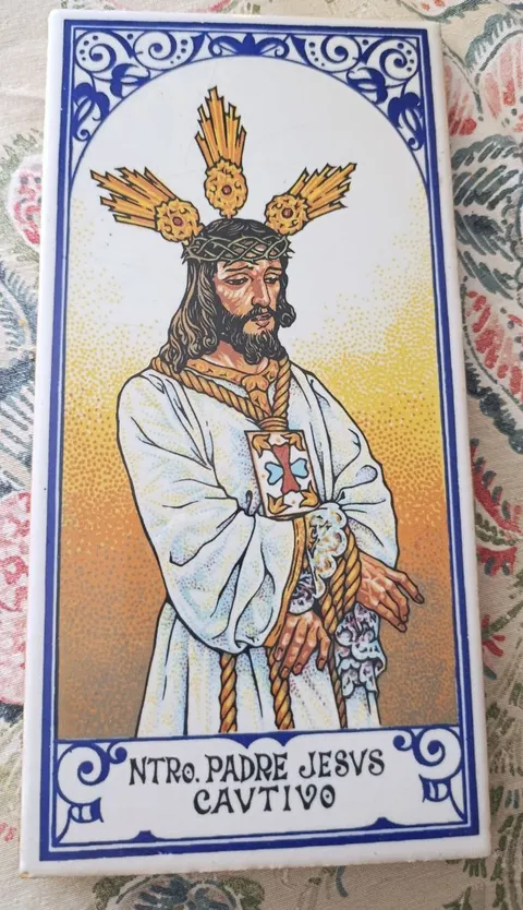 Precioso azulejo decorativo con la imagen de Nuestro Padre Jesús Cautivo.