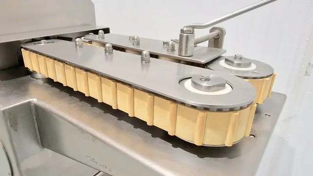ATADORA PARA EMBUTIDOS AUTO RISCO RS12 - foto 4