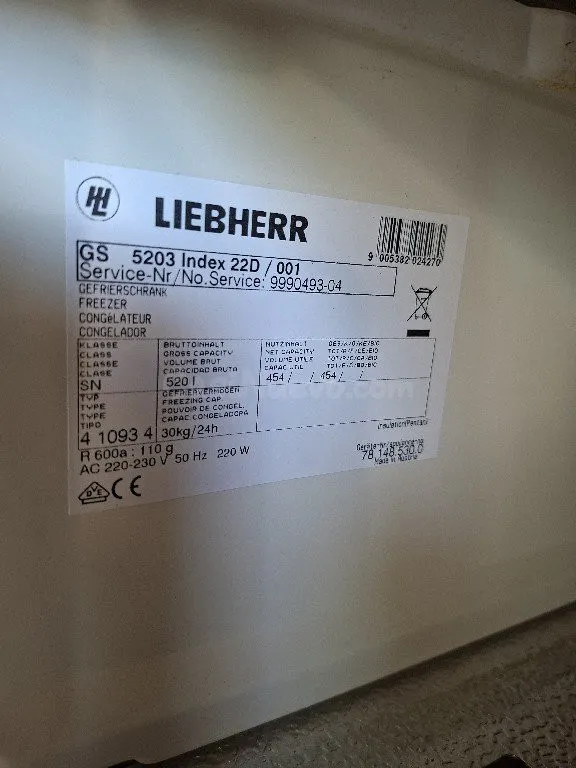 Congelador vertical Liebherr blanco en L'Aldea - Ideal para  - foto 5